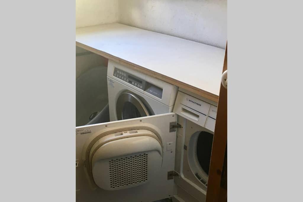 Ferienwohnung Uf Z'Enisch Klosters Exteriör bild