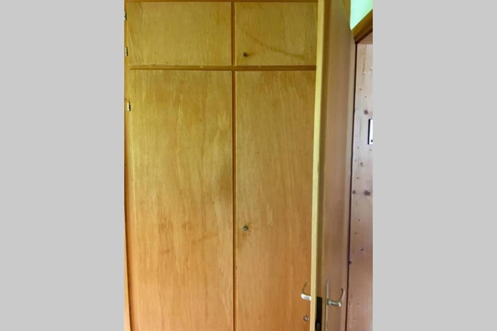 Ferienwohnung Uf Z'Enisch Klosters Exteriör bild