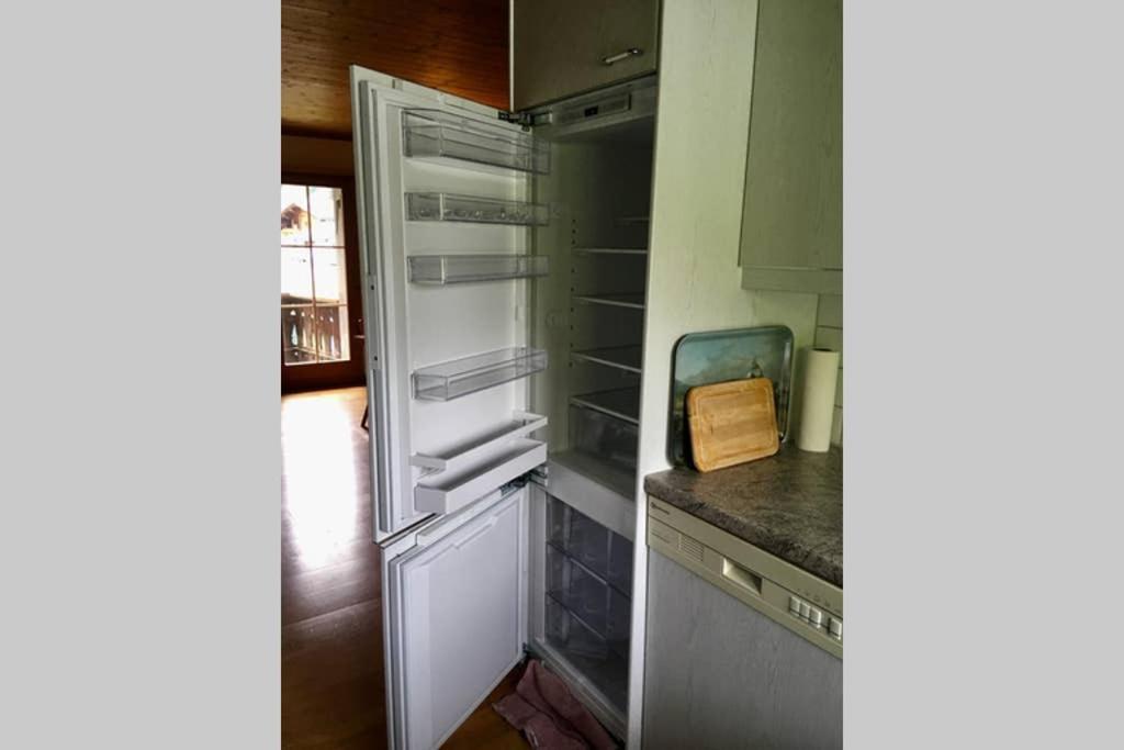 Ferienwohnung Uf Z'Enisch Klosters Exteriör bild