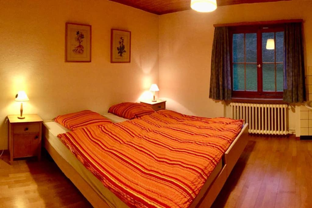 Ferienwohnung Uf Z'Enisch Klosters Exteriör bild