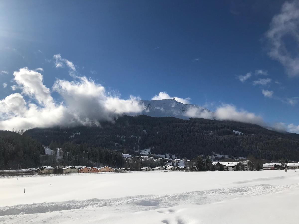 Ferienwohnung Uf Z'Enisch Klosters Exteriör bild